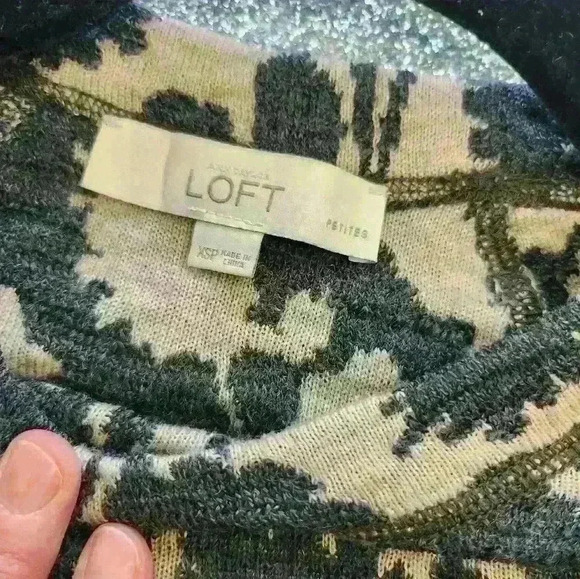 LOFT BLACK FLORAL LONG SLEEVE MINI DRESS SIZE  XSM - Picture 3 of 4